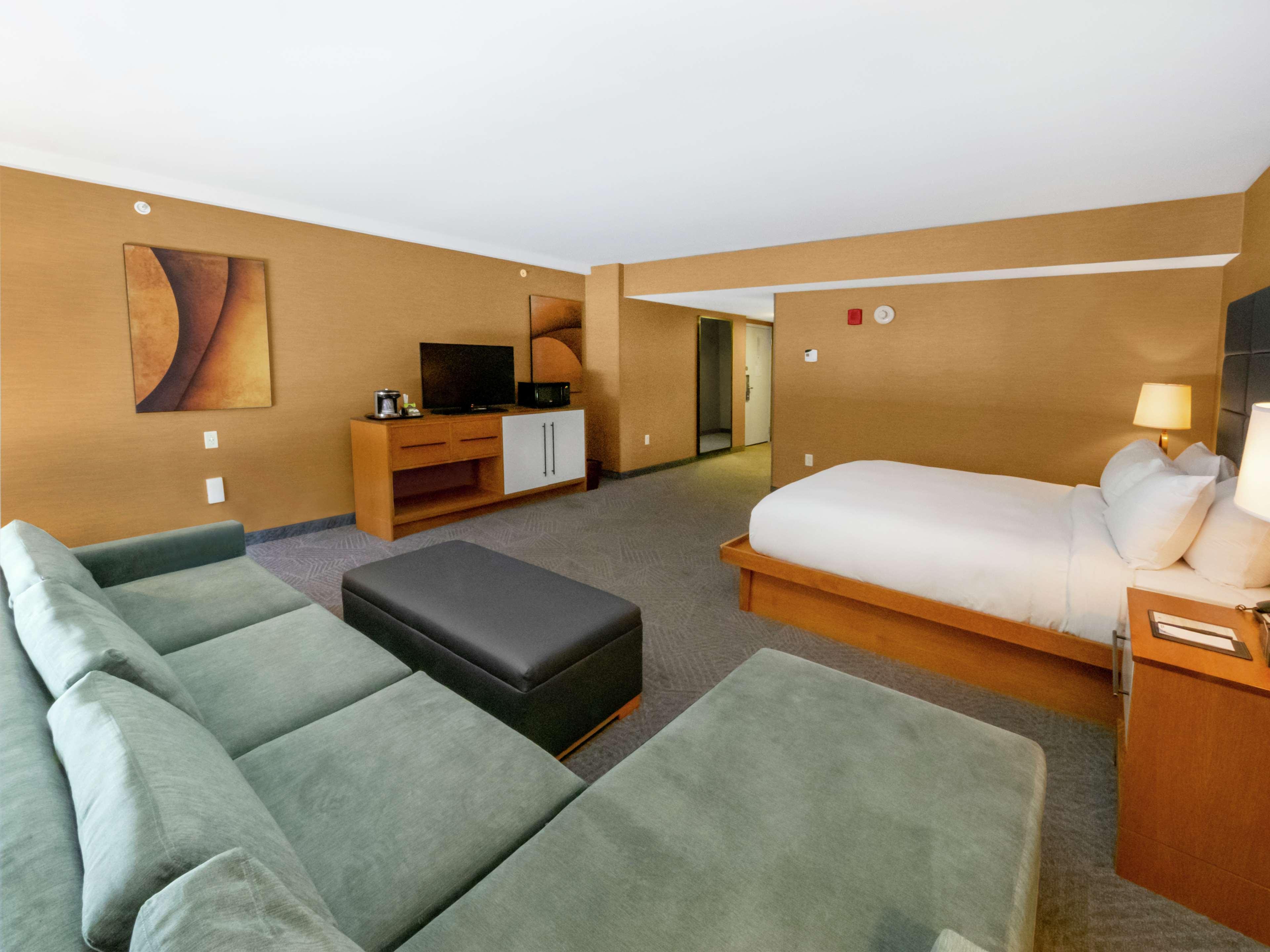 Doubletree By Hilton New York