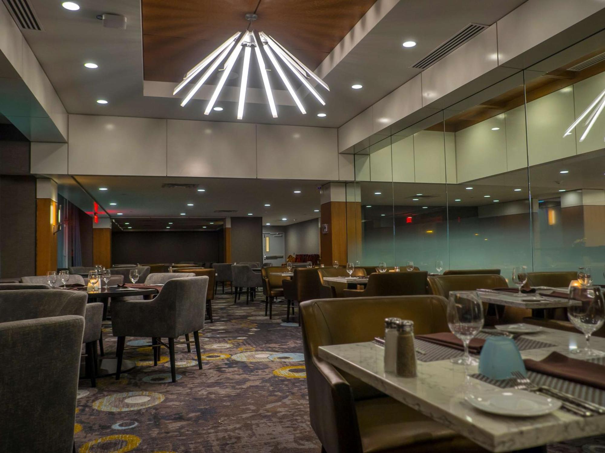 Doubletree By Hilton New York Hotel Niagara Falls