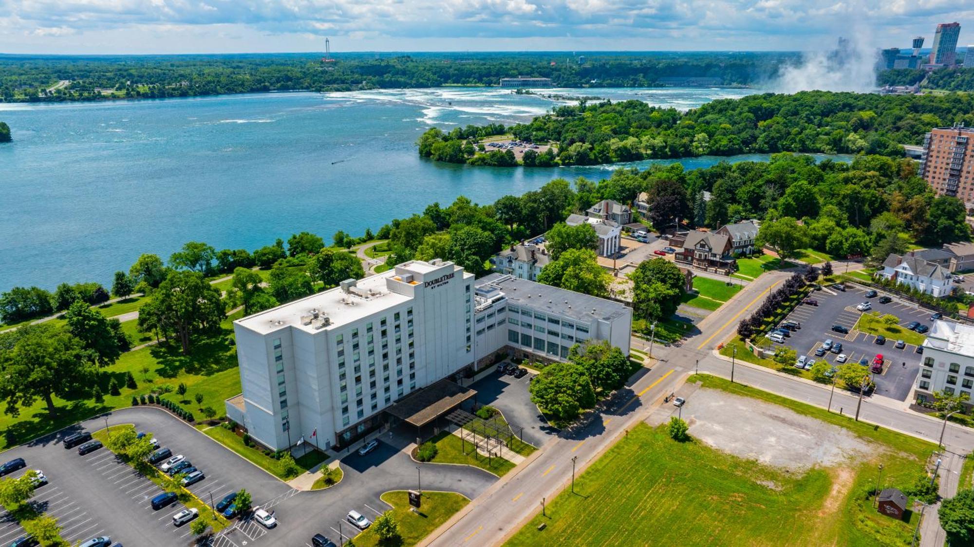 Hotel Doubletree By Hilton New York 4*