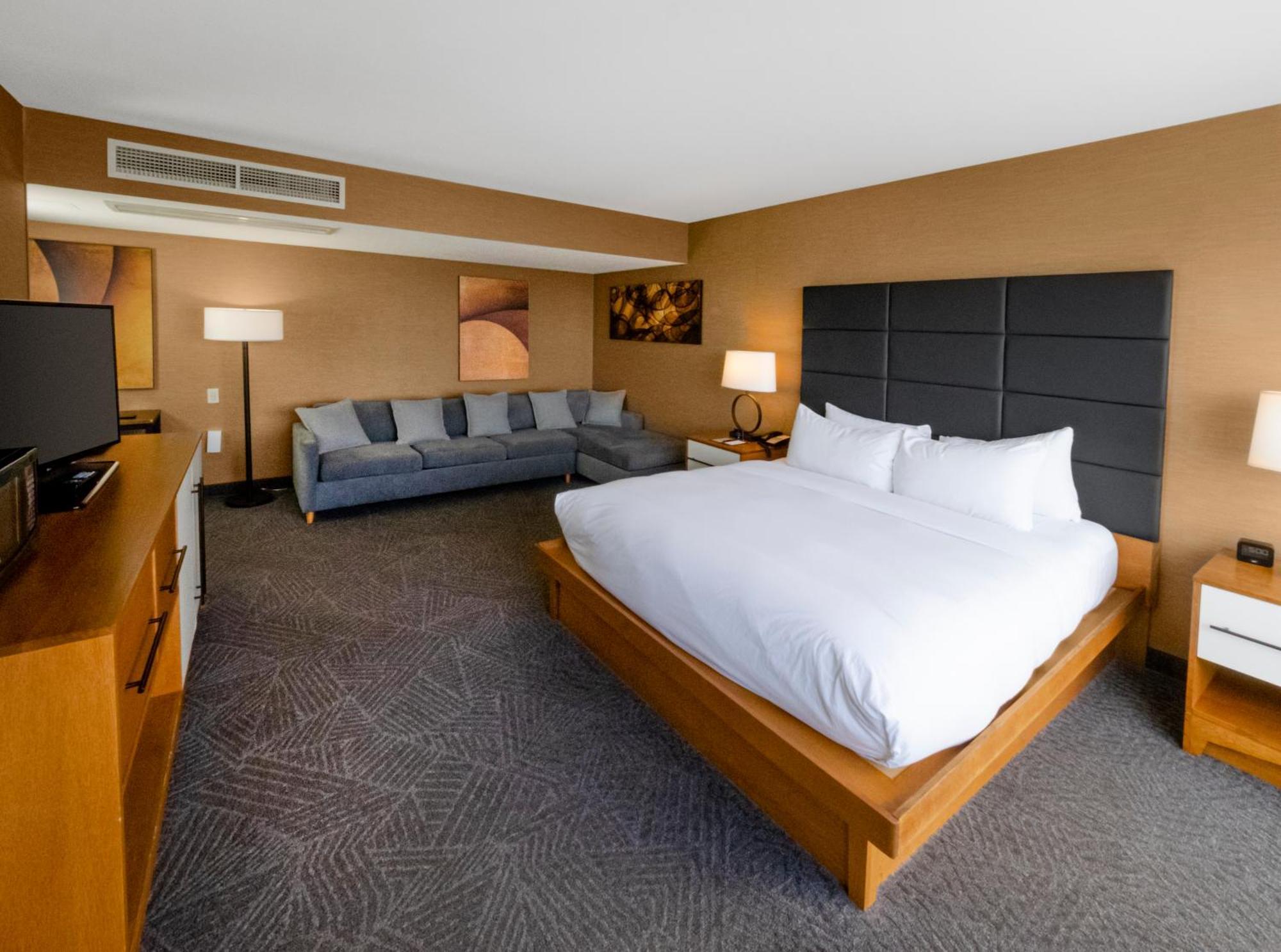 Hotel Doubletree By Hilton New York 4*